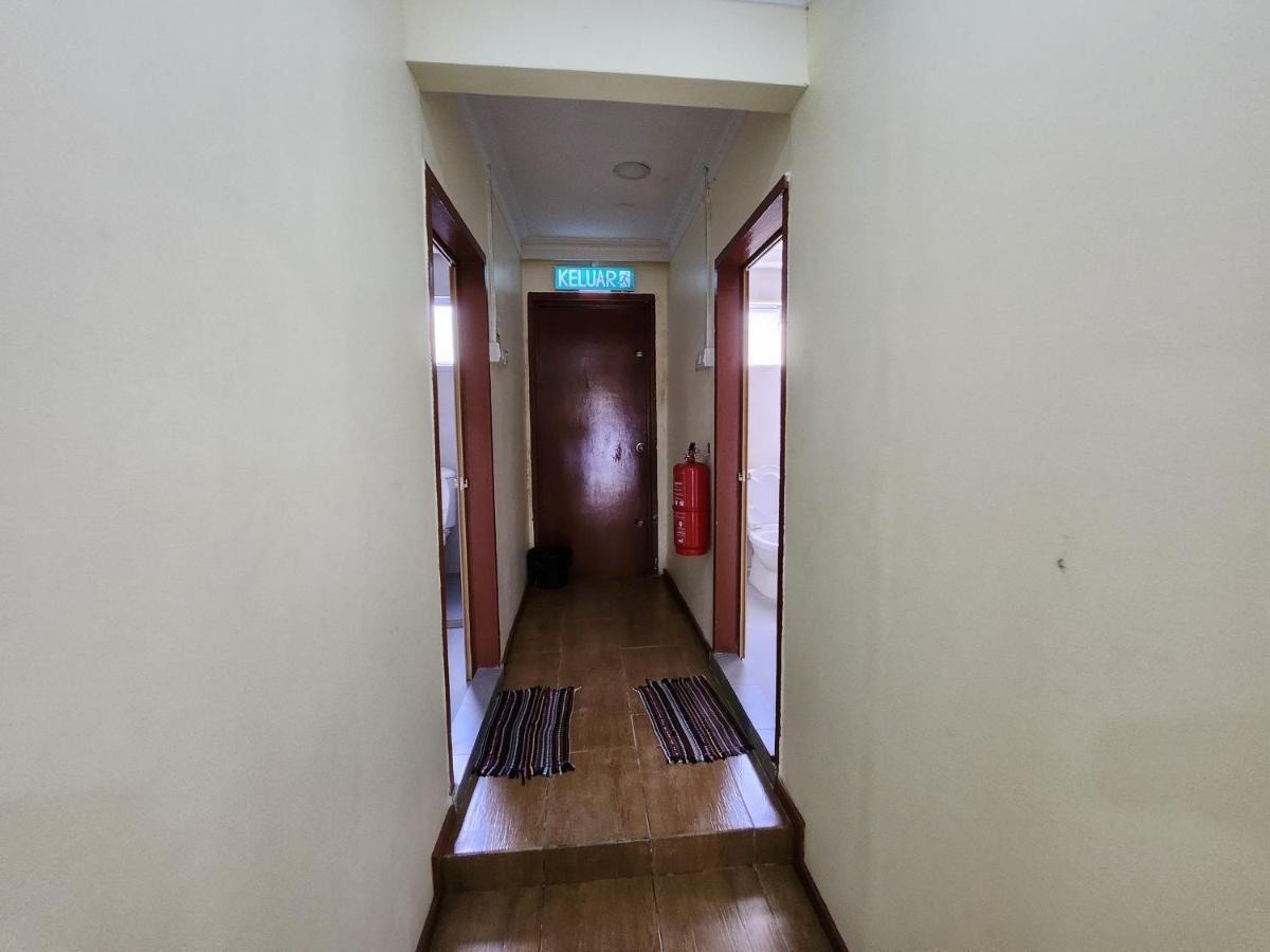 Lth Hotell Semporna Exteriör bild